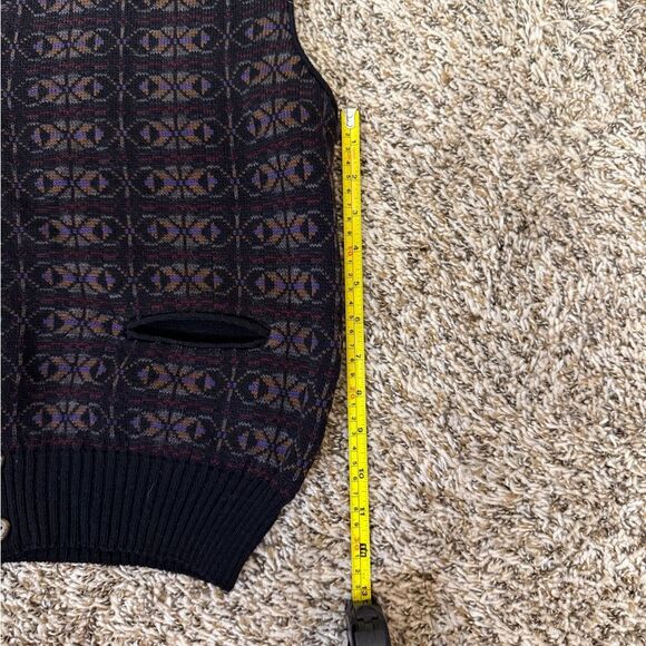 VTG Tricots St Raphael 100% Pure Virgin Wool Mens Button Down Sweater Ve… - Picture 10 of 14